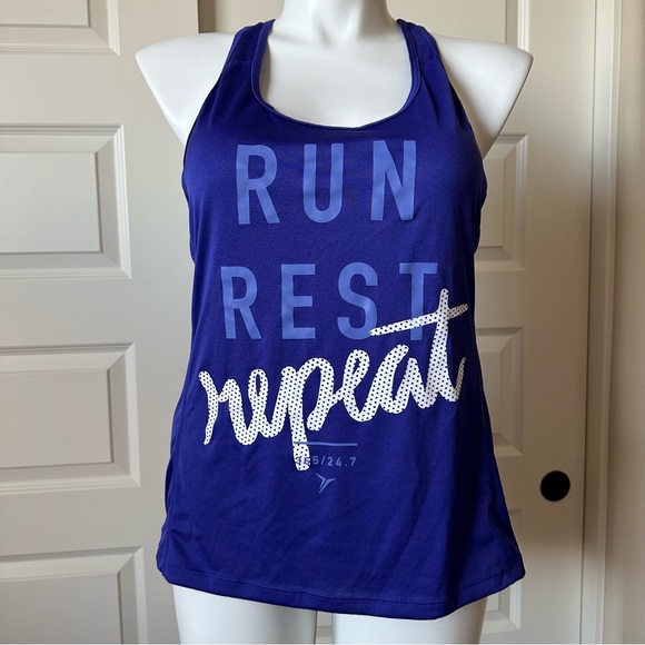 Lot of 3 Old Navy Dry Fit Workout Tank Tops - Picture 2 of 16